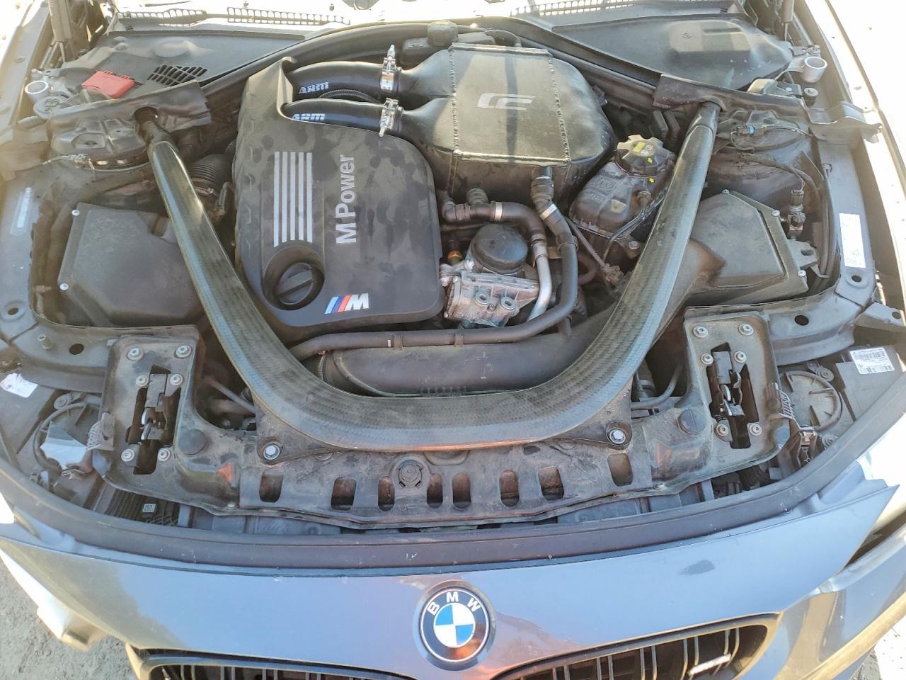 2016 BMW M4 - zdjęcie 11