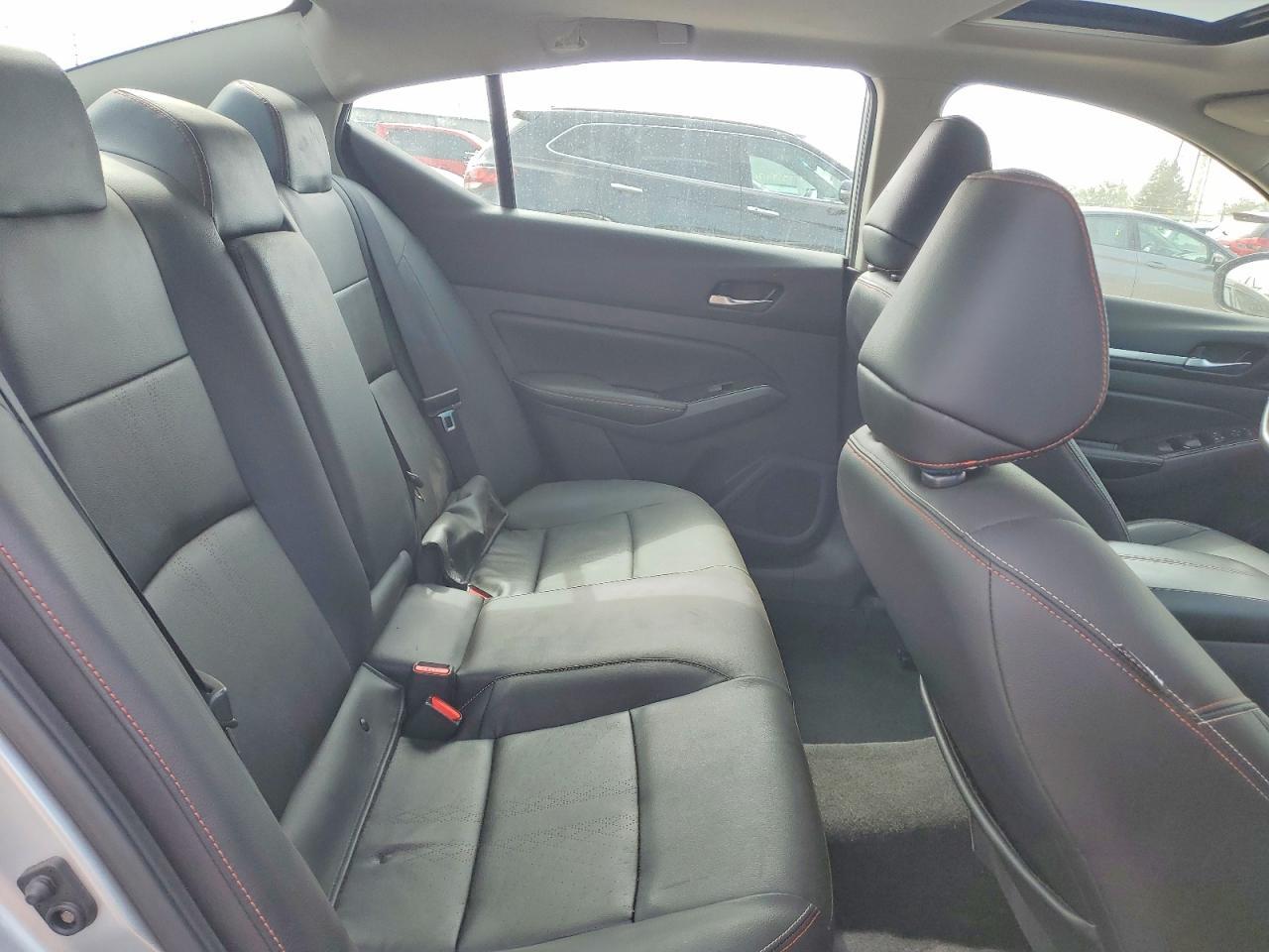 2024 Nissan Altima Sr - zdjęcie 10