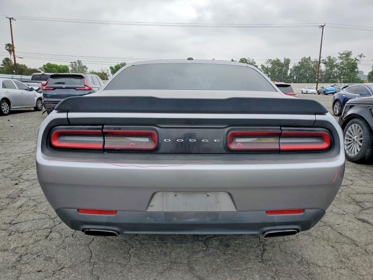 2015 Dodge Challenger Sxt - zdjęcie 6