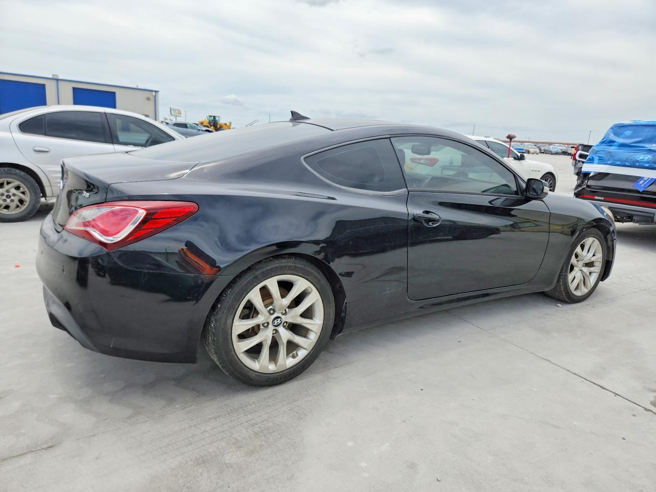 2013 Hyundai Genesis Coupe 3.8L - zdjęcie 3
