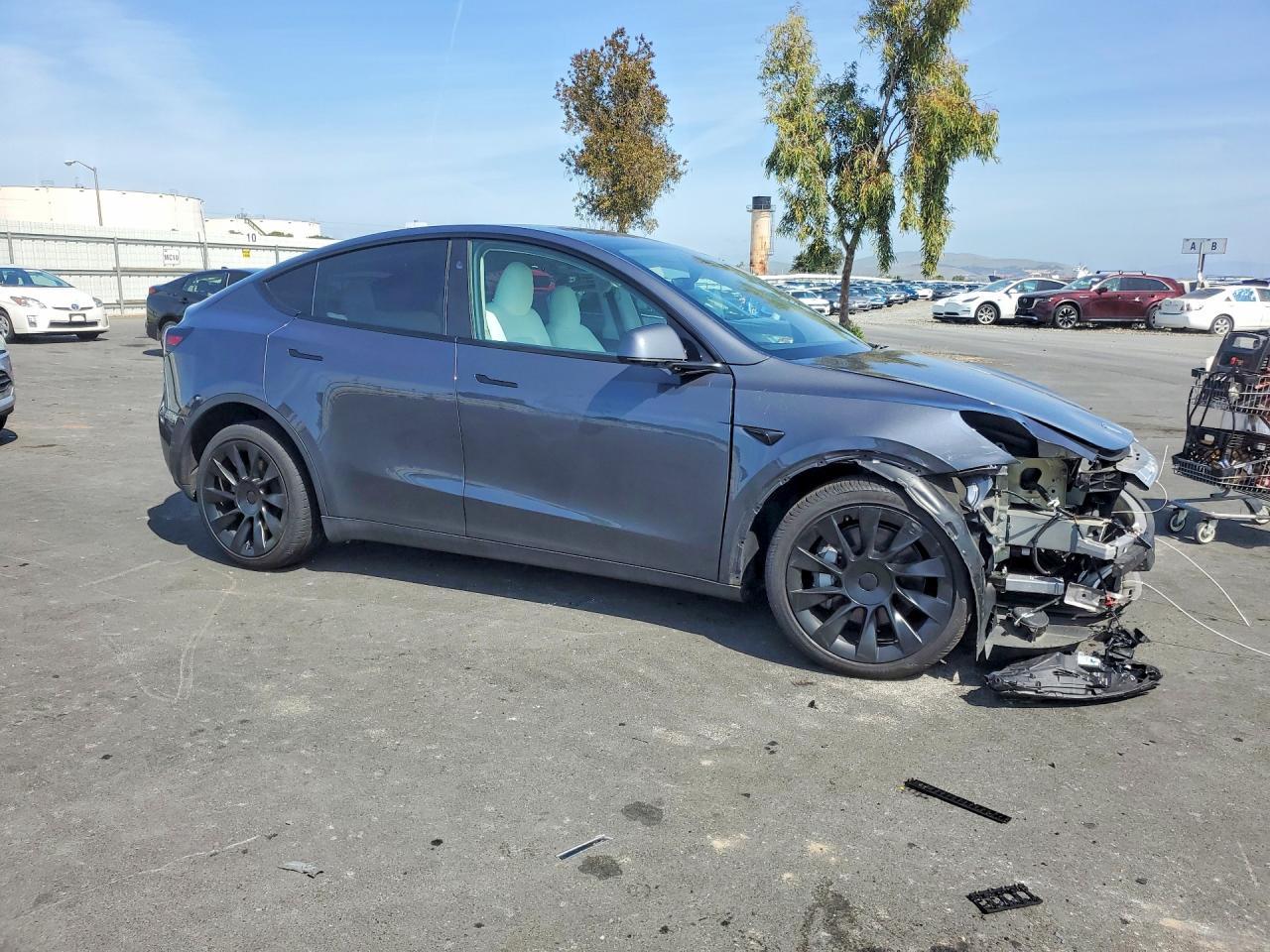 2023 Tesla Model Y - zdjęcie 4