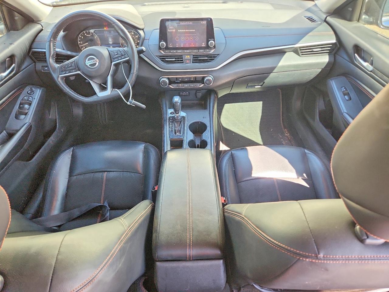 2022 Nissan Altima Sr - zdjęcie 8