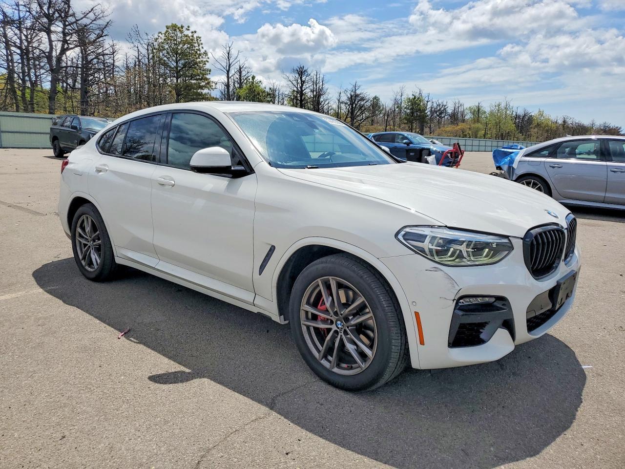 2021 BMW X4 xDrivem40I - zdjęcie 4