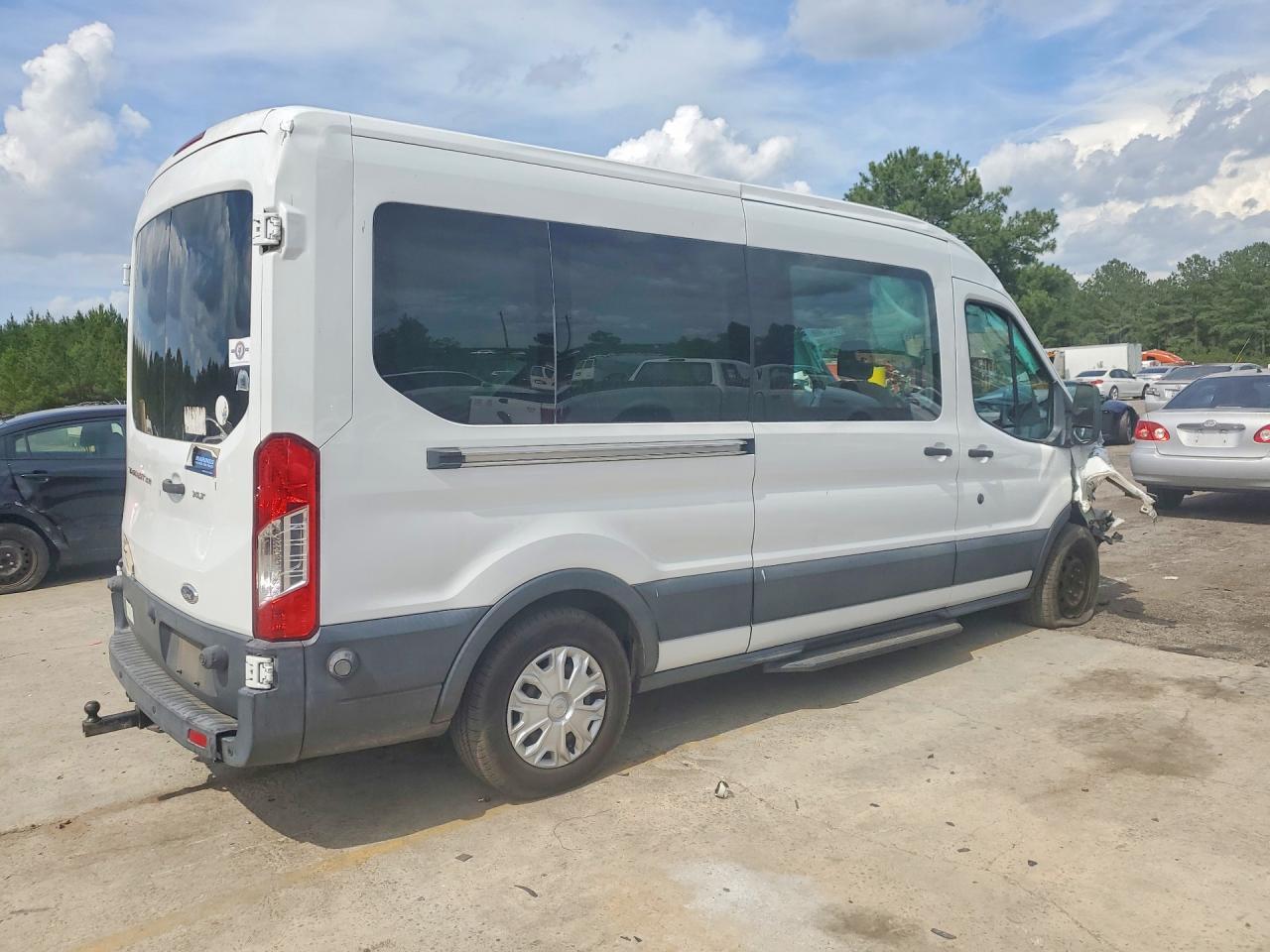 2016 Ford Trans 350 - zdjęcie 3