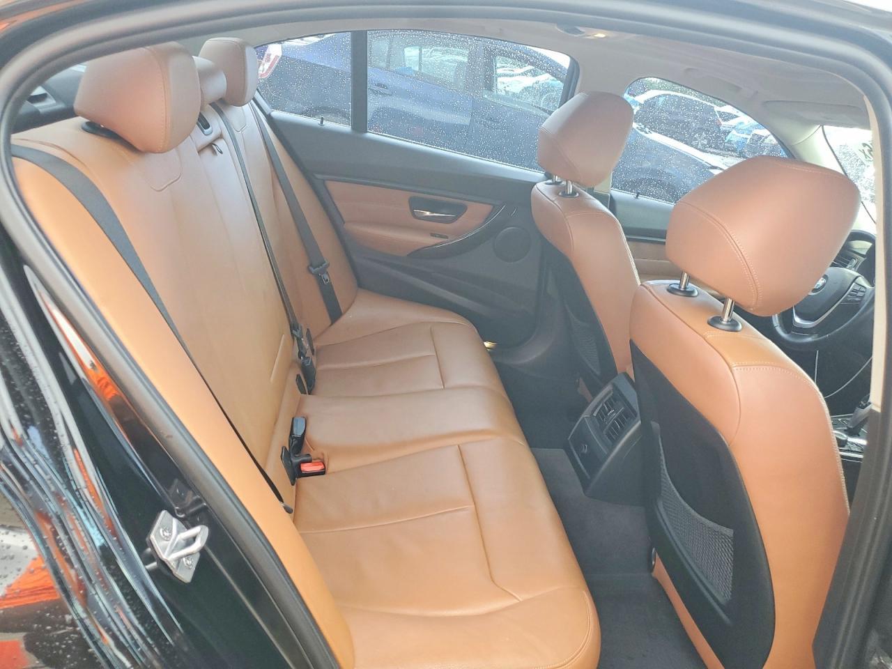 2015 BMW 328 I - zdjęcie 10
