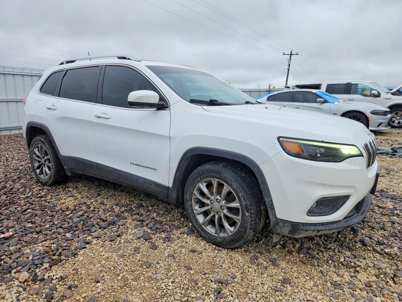2019 Jeep Cherokee Latitude Plus - zdjęcie 4
