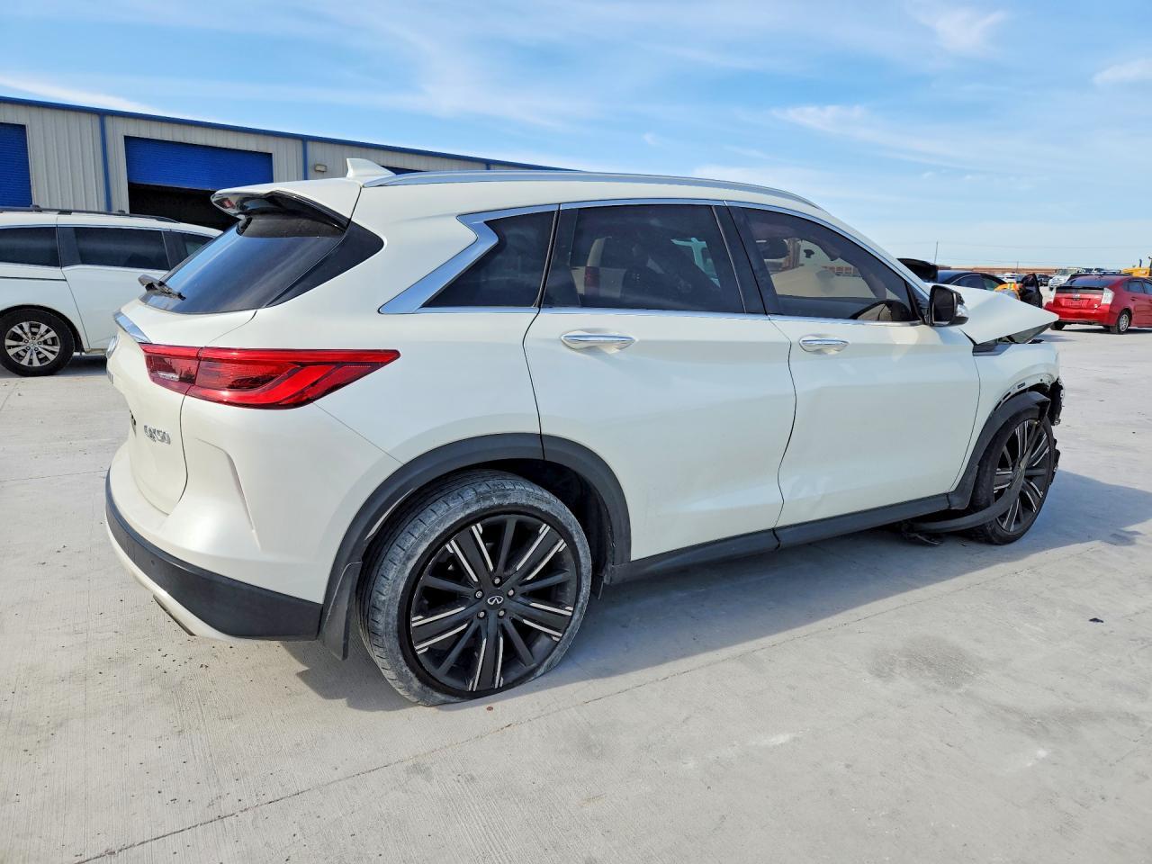 2021 Infiniti Qx50 Luxe - zdjęcie 3