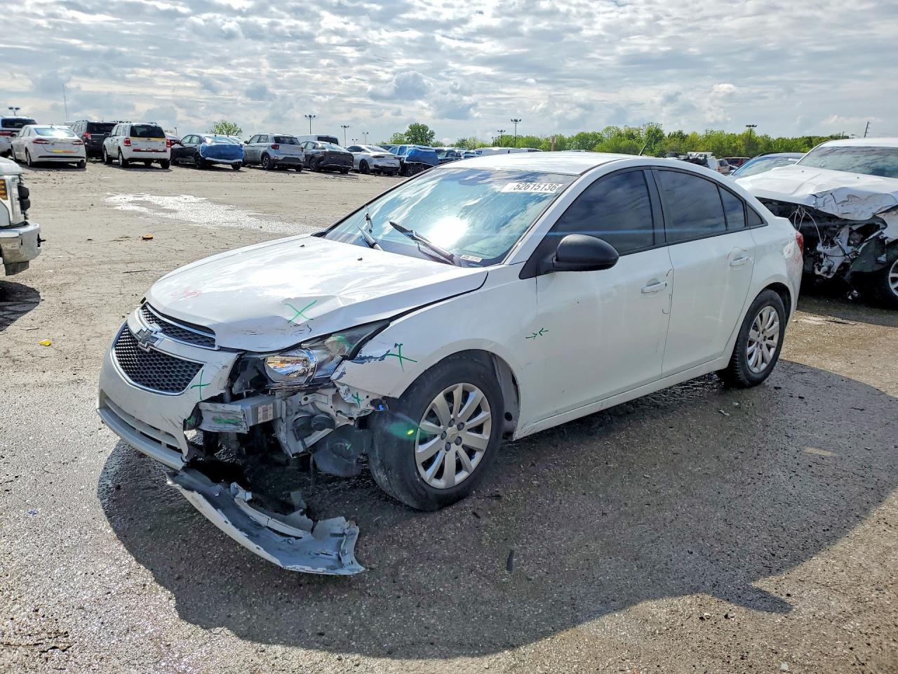 2013 Chevrolet Cruze Ls - zdjęcie główne