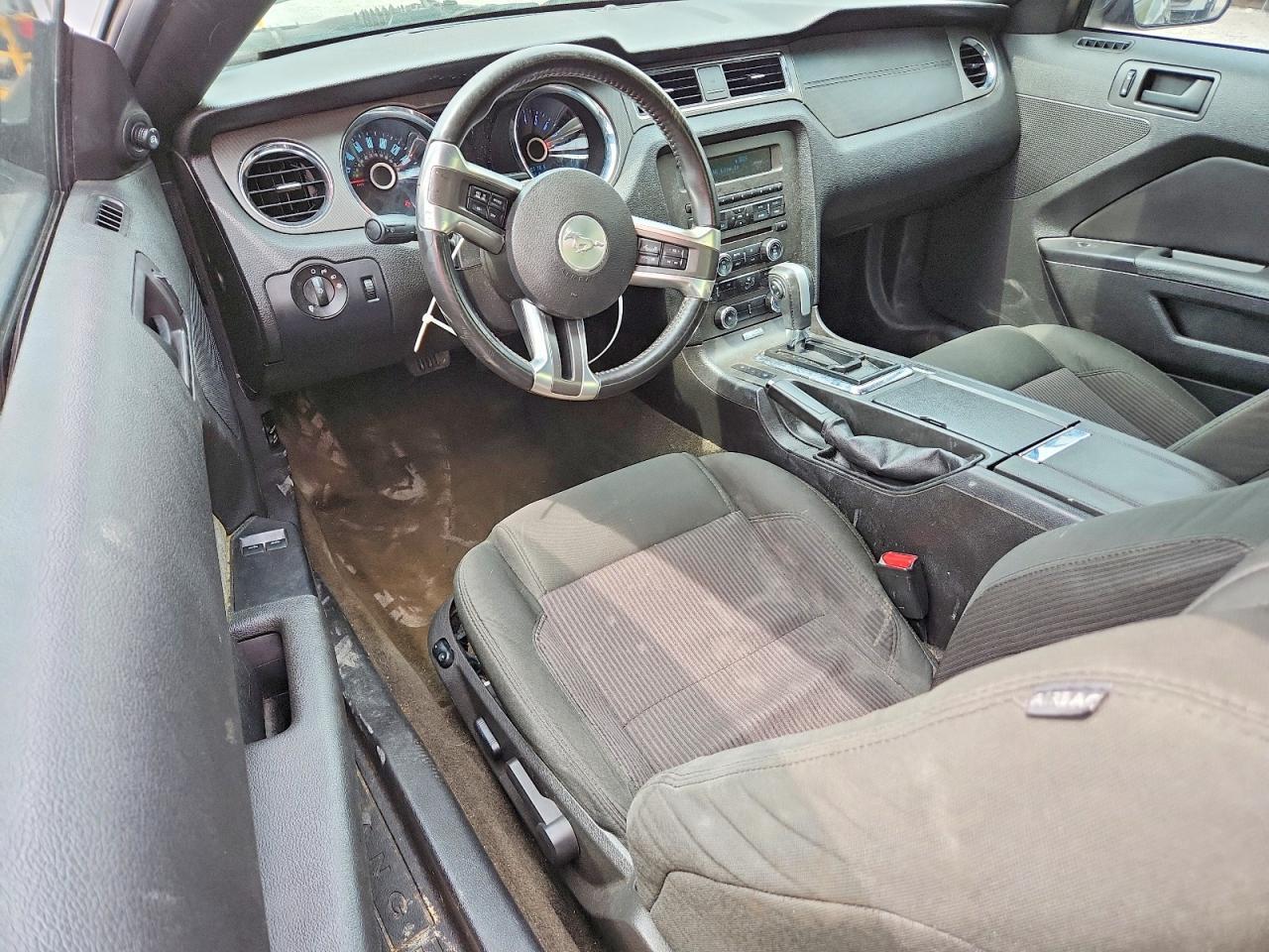 2014 Ford Mustang - zdjęcie 8
