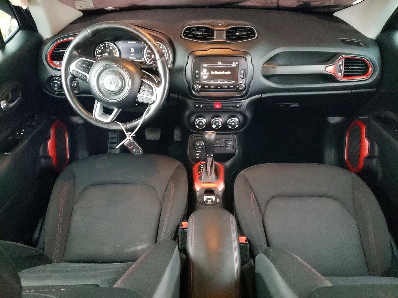 2017 Jeep Renegade Trailhawk - zdjęcie 8
