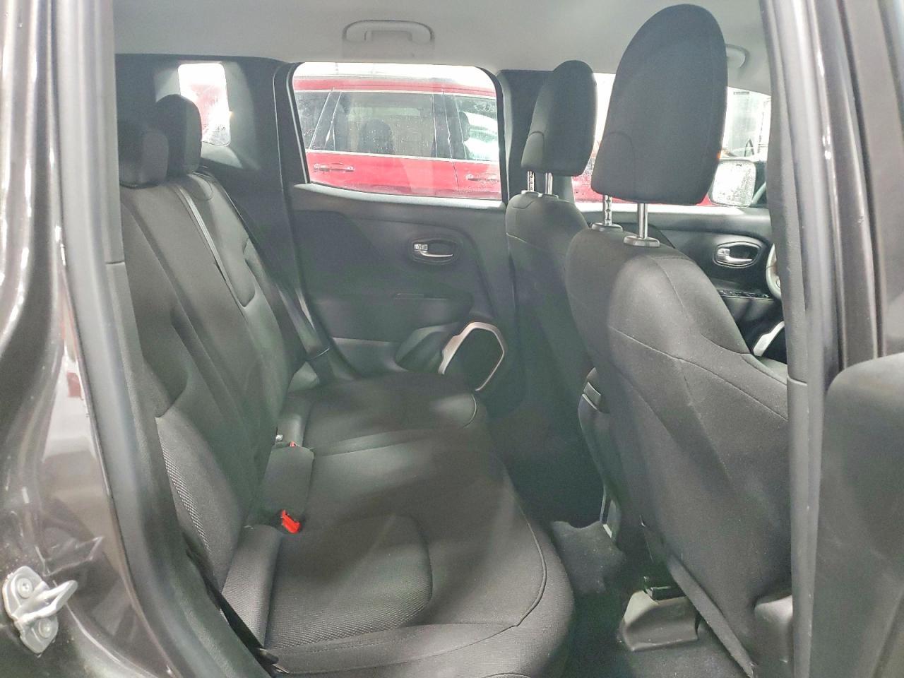 2018 Jeep Renegade Sport - zdjęcie 11