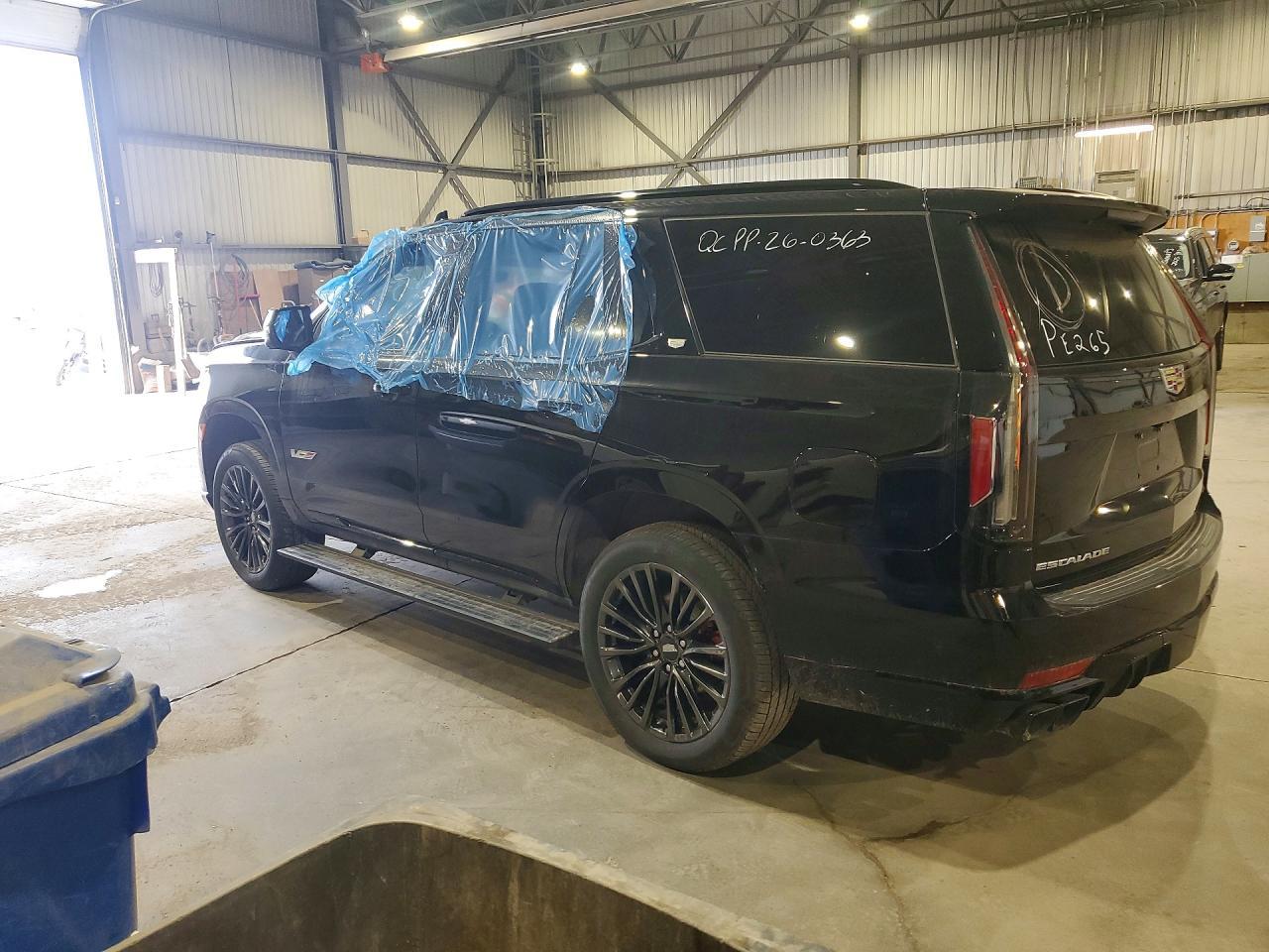 2023 Cadillac Escalade - zdjęcie 2
