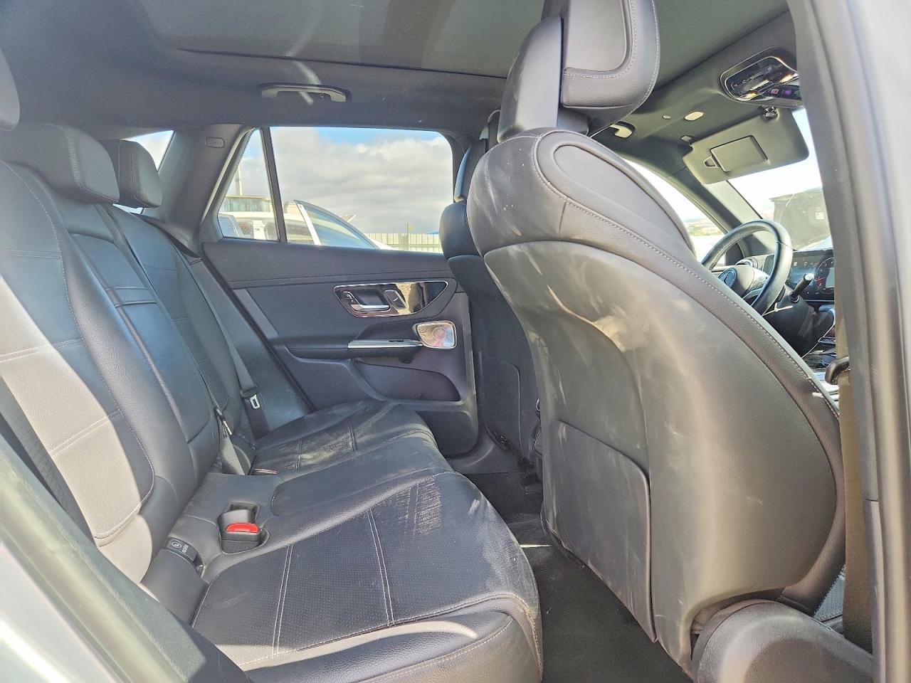 2023 Mercedes-Benz Glc 300 - zdjęcie 11