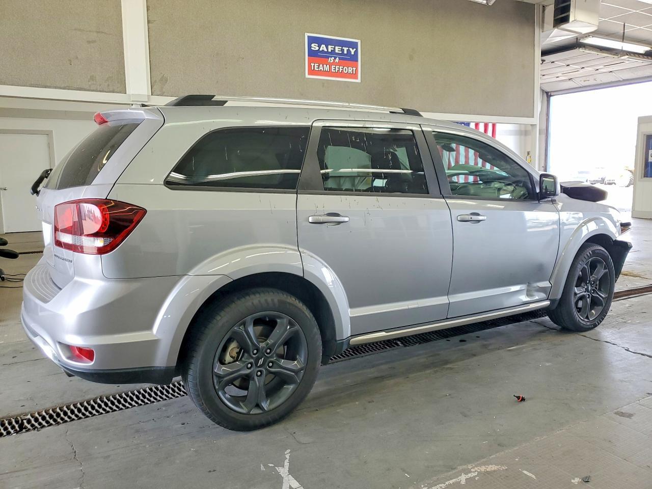 2018 Dodge Journey Crossroad - zdjęcie 3