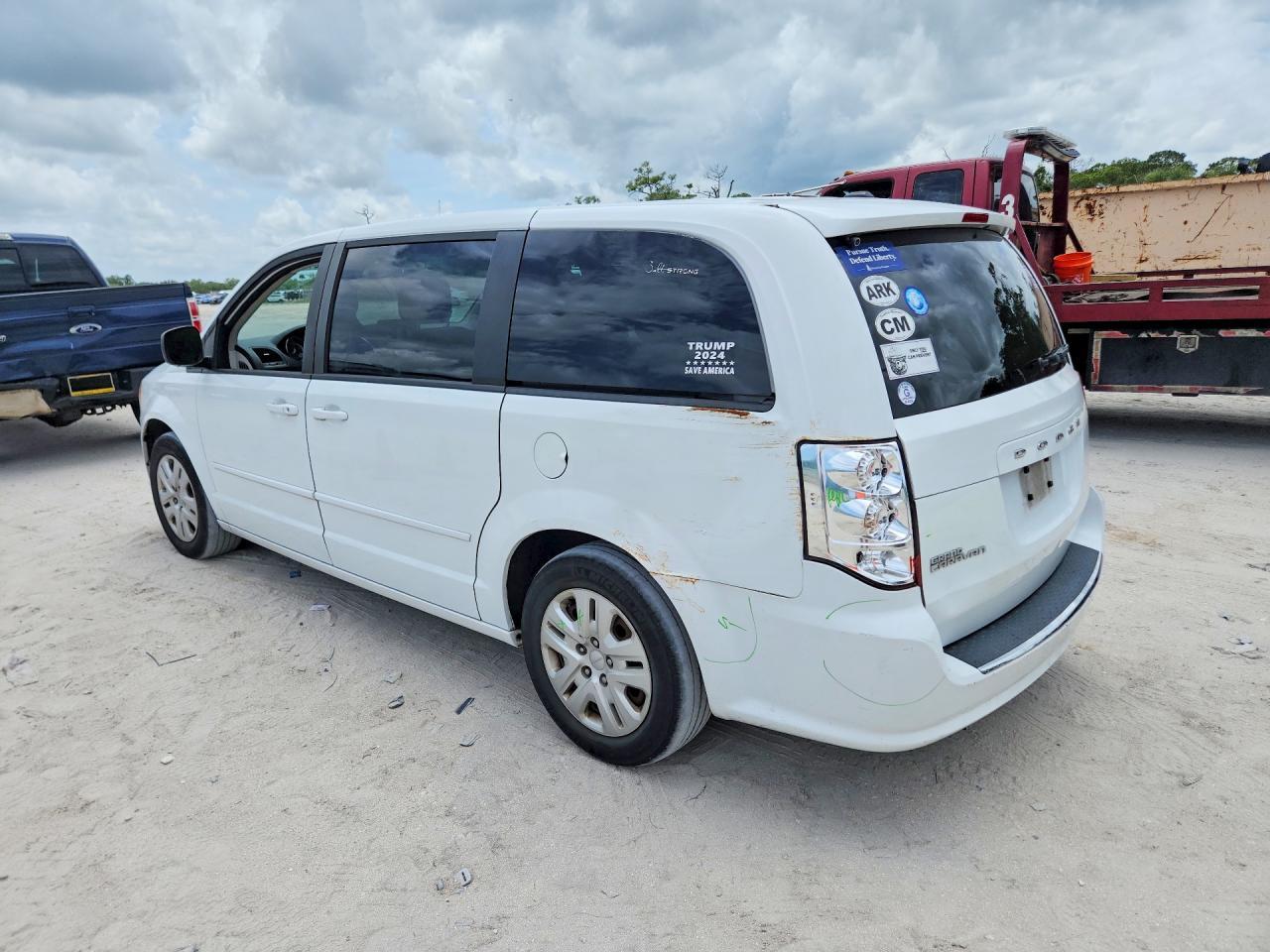 2017 Dodge Grand Caravan Se - zdjęcie 2