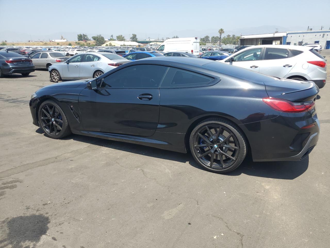 2019 BMW M850Xi - zdjęcie 2