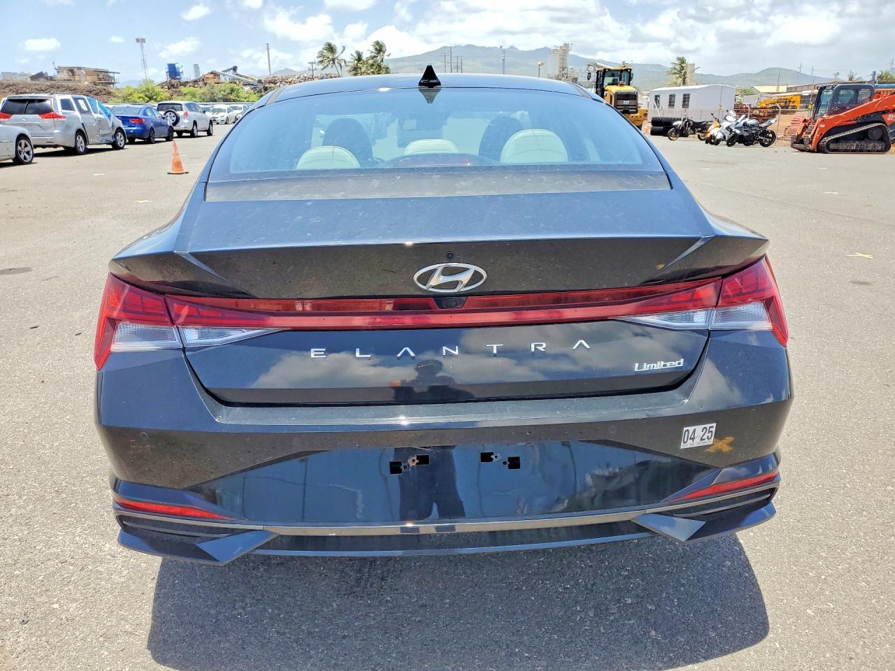 2023 Hyundai Elantra Limited - zdjęcie 6