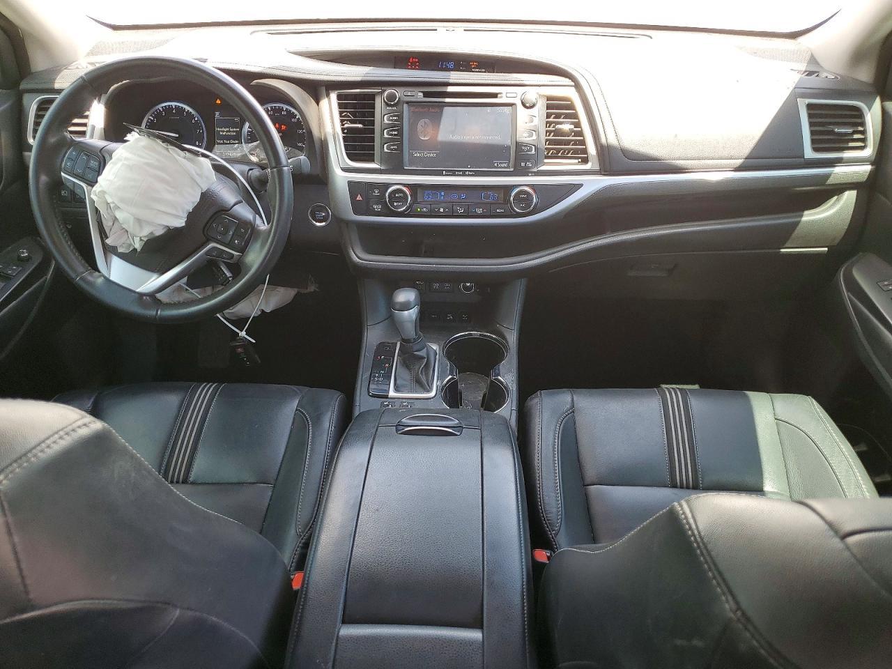 2017 Toyota Highlander Se - zdjęcie 8