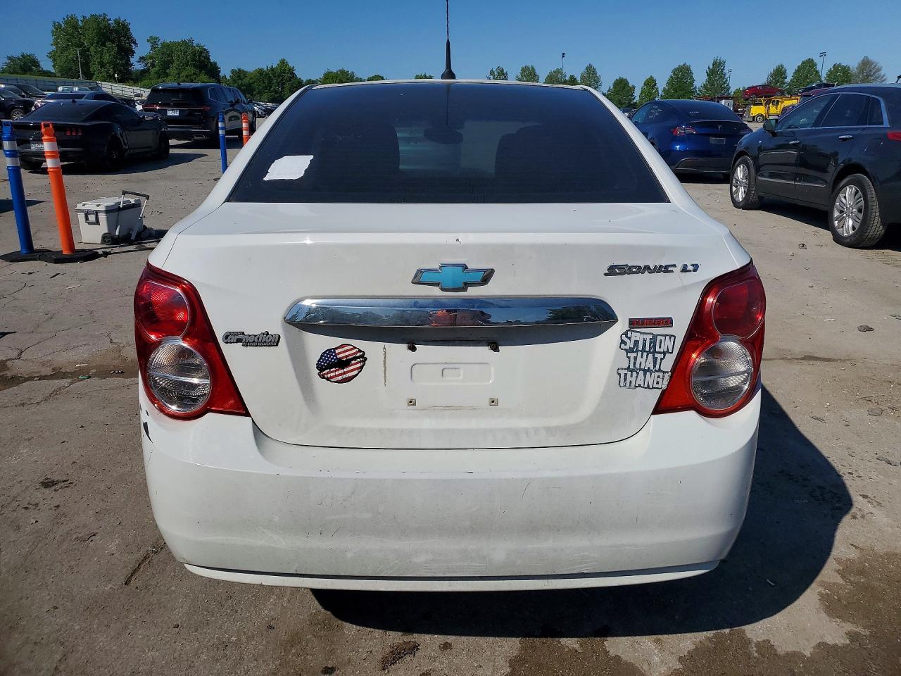 2013 Chevrolet Sonic Lt - zdjęcie 6