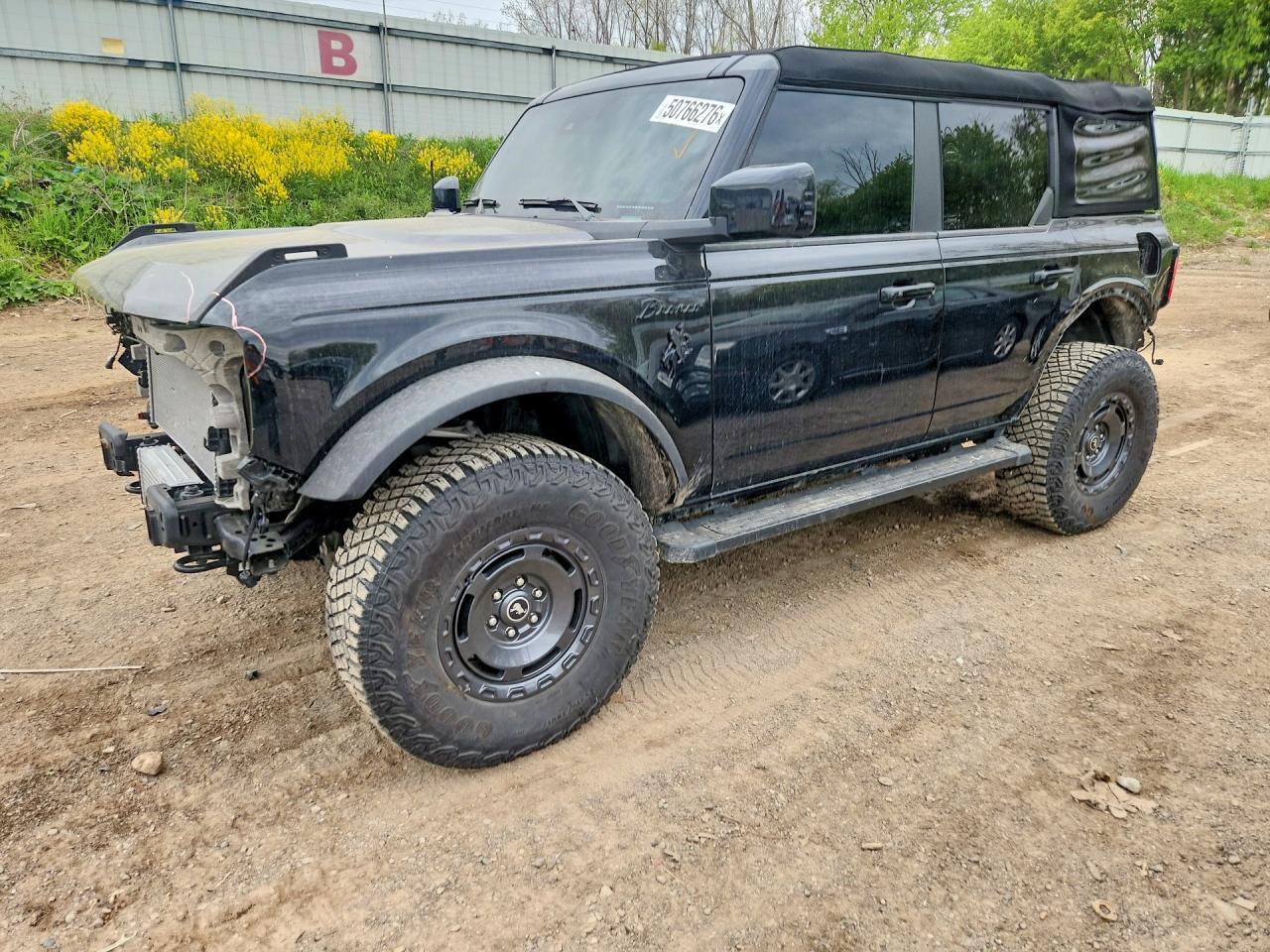 2024 Ford Bronco Outer Banks - zdjęcie główne
