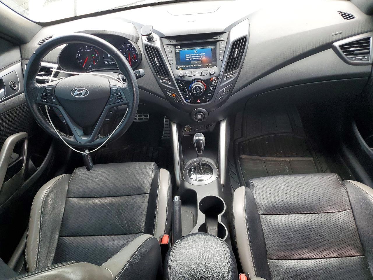 2016 Hyundai Veloster Turbo - zdjęcie 8