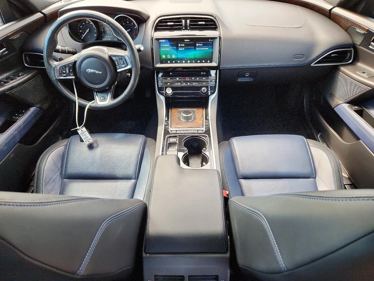 2017 Jaguar Xe R - Sport - zdjęcie 8