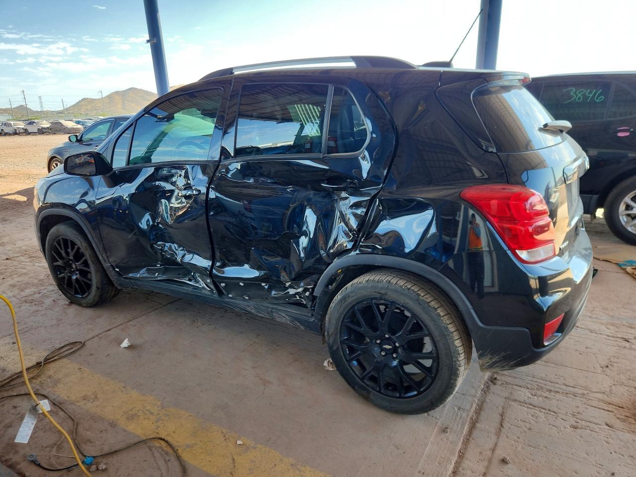 2021 Chevrolet Trax 1Lt - zdjęcie 2