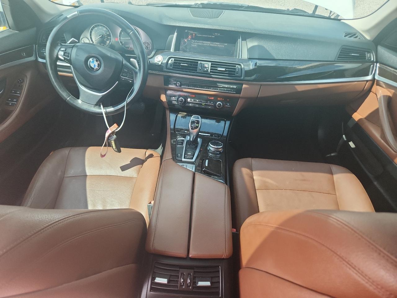 2016 BMW 528 I - zdjęcie 8