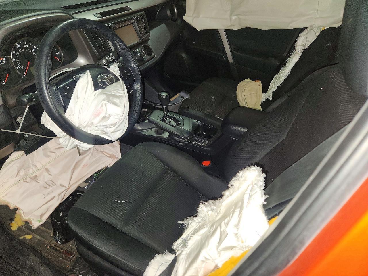 2016 Toyota Rav4 Le - zdjęcie 8