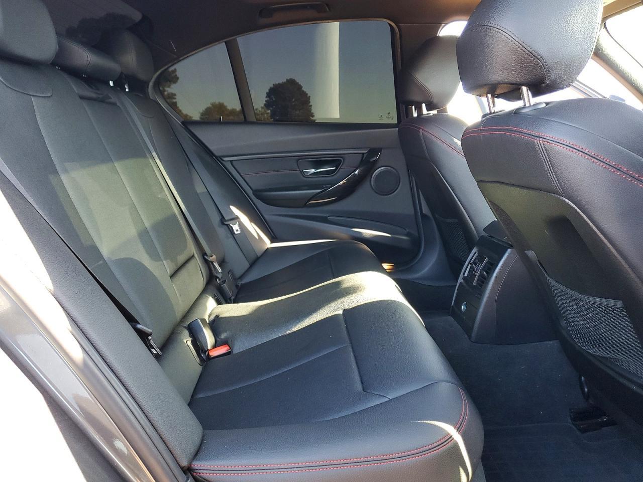 2015 BMW 328 I - zdjęcie 10