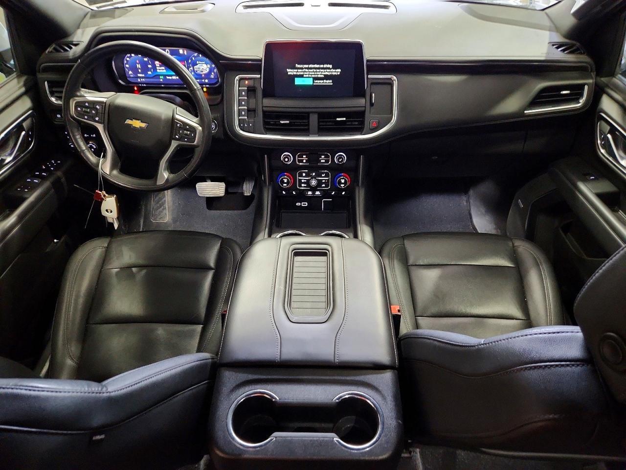 2022 Chevrolet Suburban K1500 Lt - zdjęcie 8