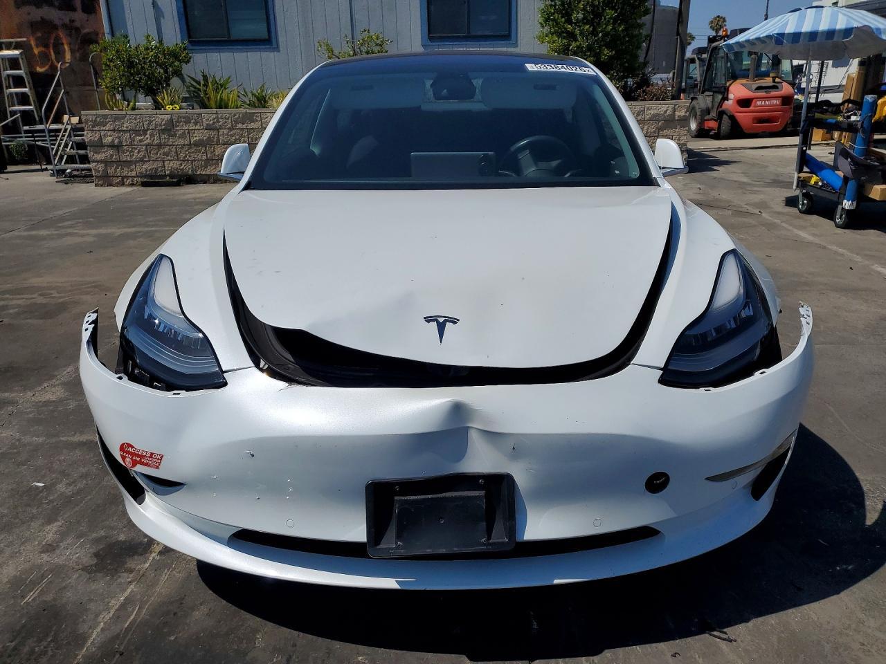 2018 Tesla Model 3 - zdjęcie 5