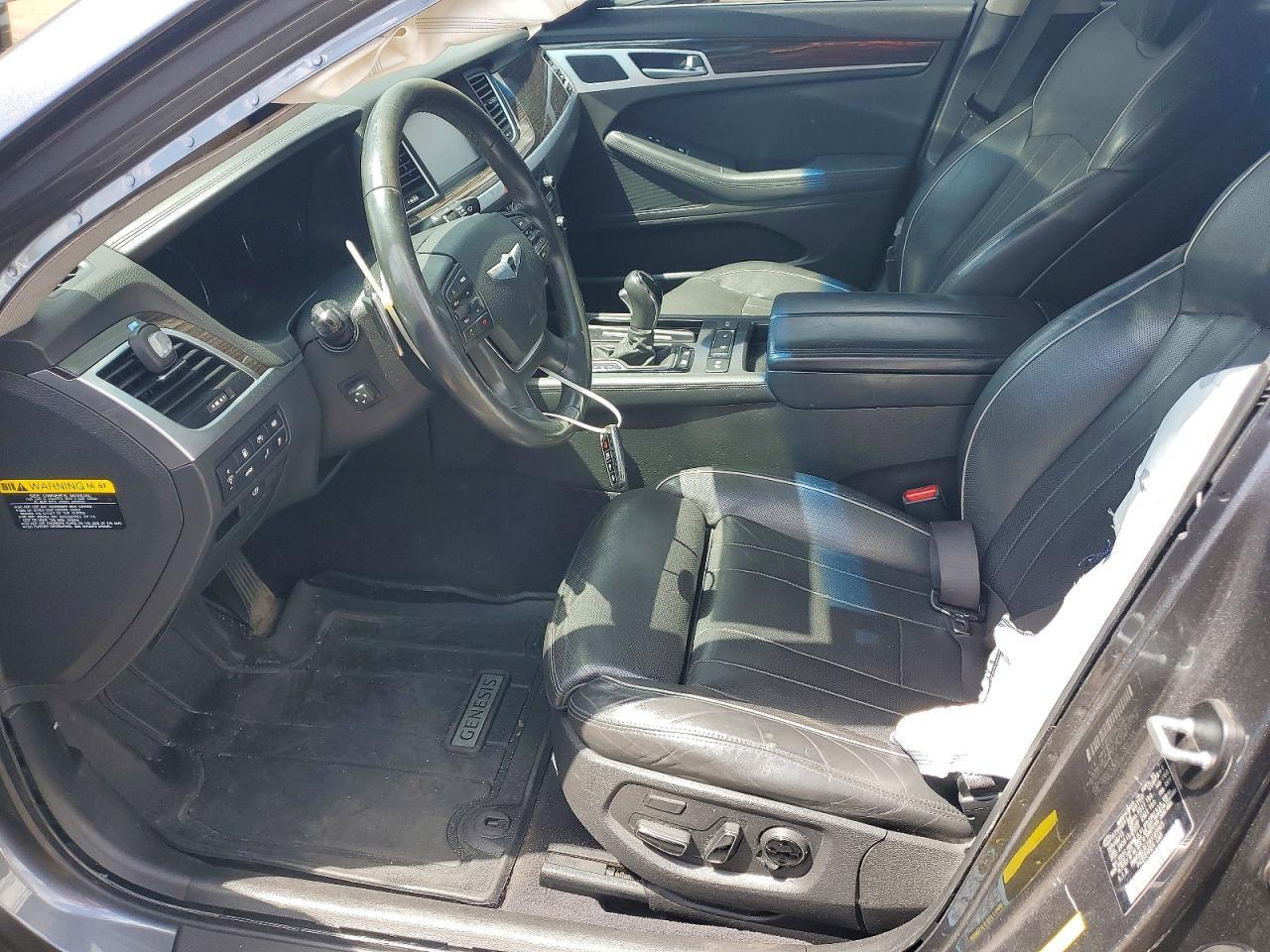 2016 Hyundai Genesis 3.8L - zdjęcie 7