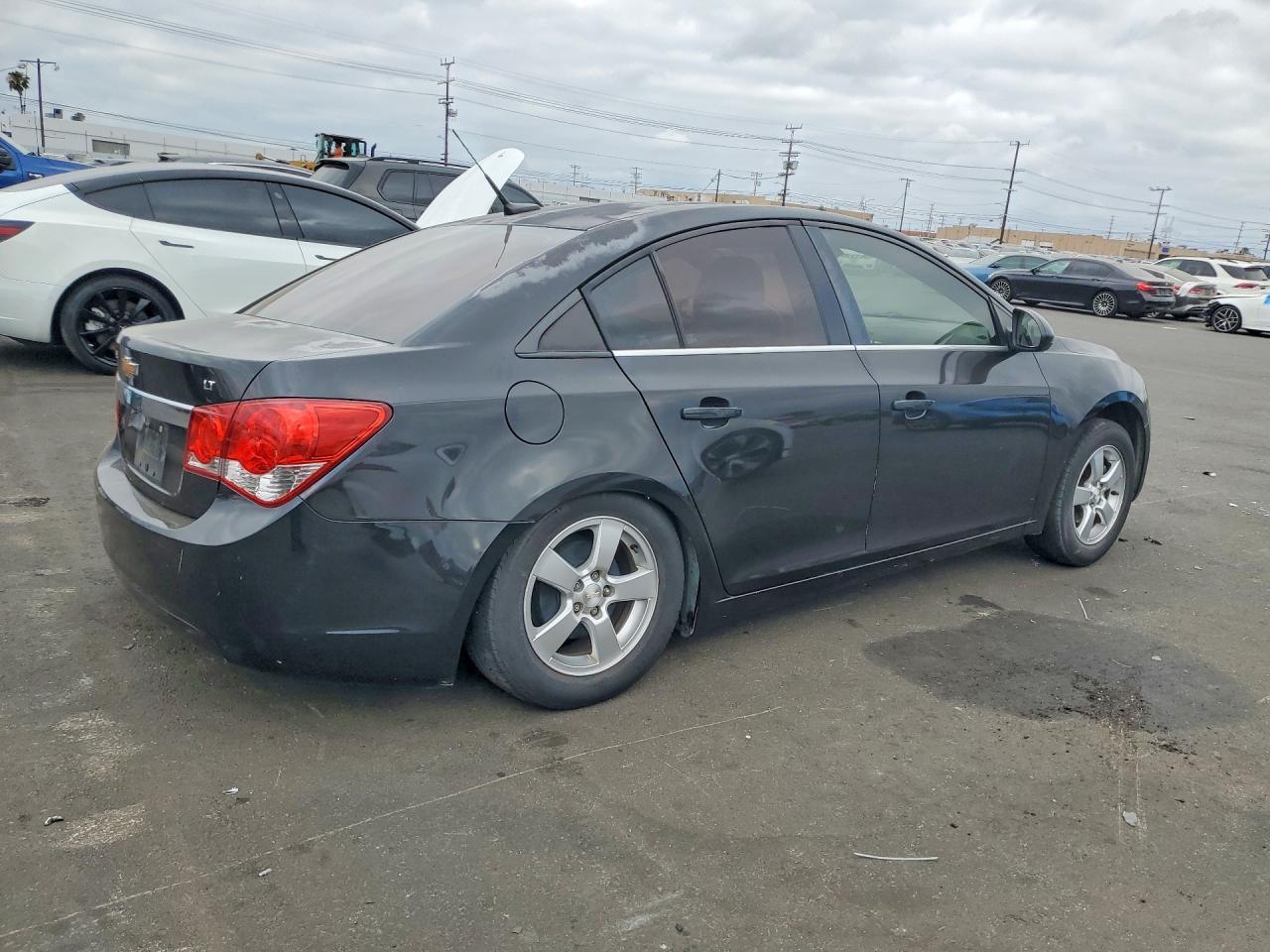 2014 Chevrolet Cruze - zdjęcie 3