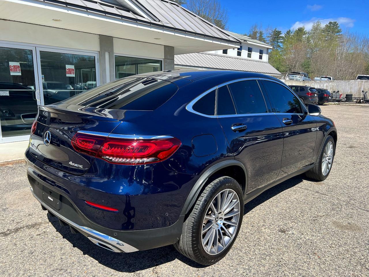 2021 Mercedes-Benz Glc 300 4Matic Coupe - zdjęcie 4
