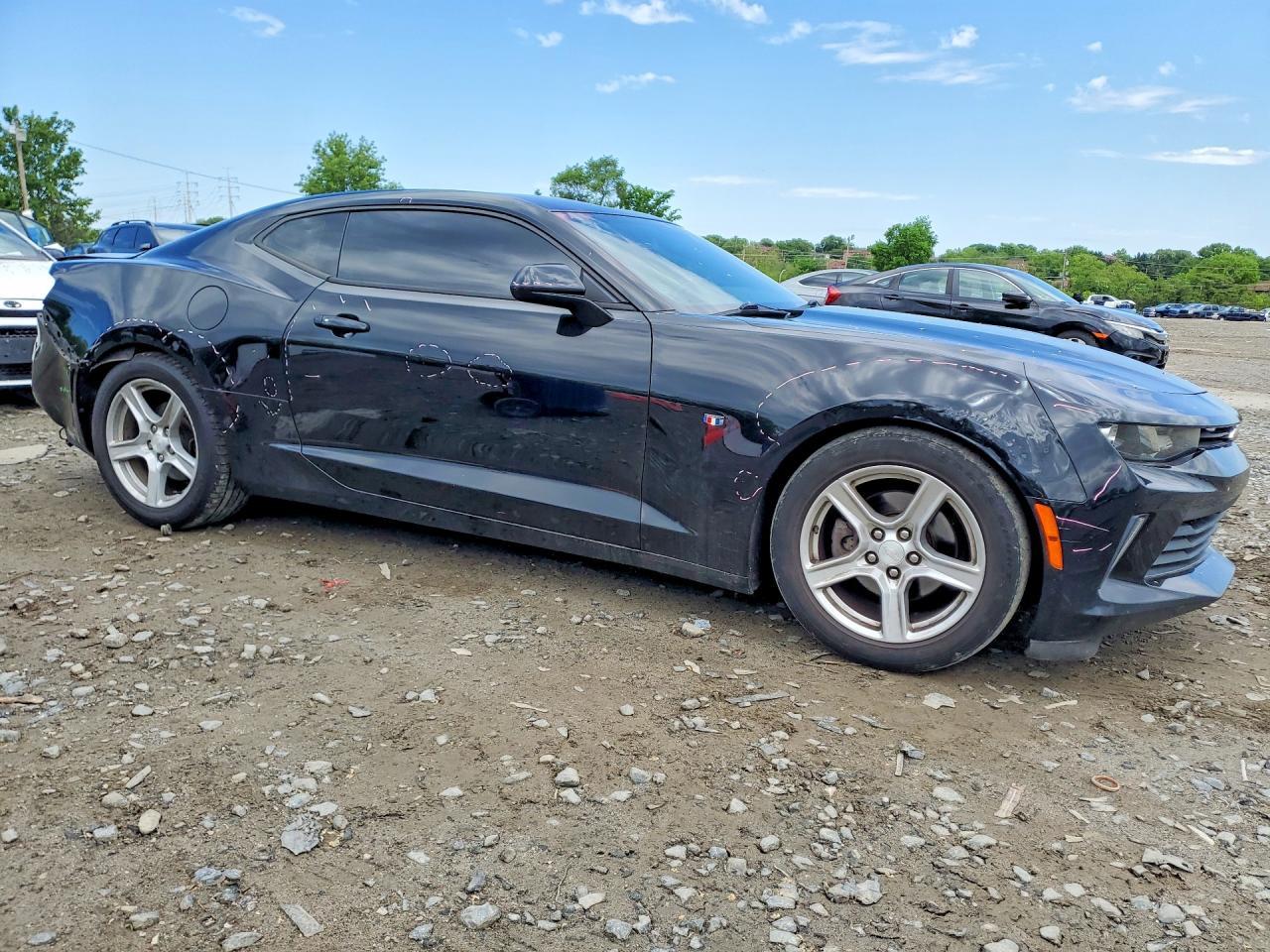 2017 Chevrolet Camaro Lt - zdjęcie 4