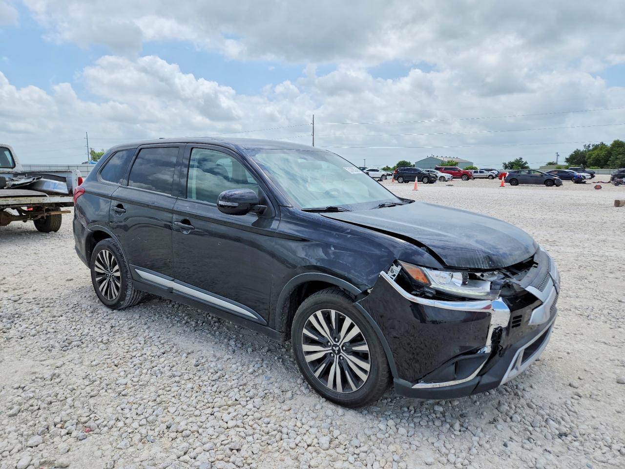 2019 Mitsubishi Outlander Se - zdjęcie 4