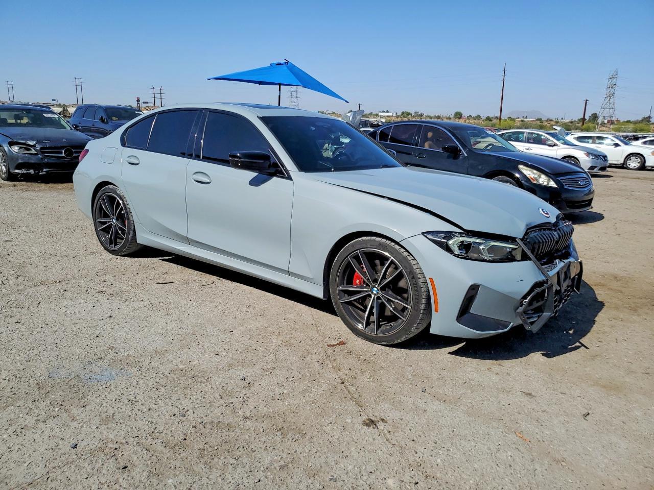 2024 BMW 330I - zdjęcie 4