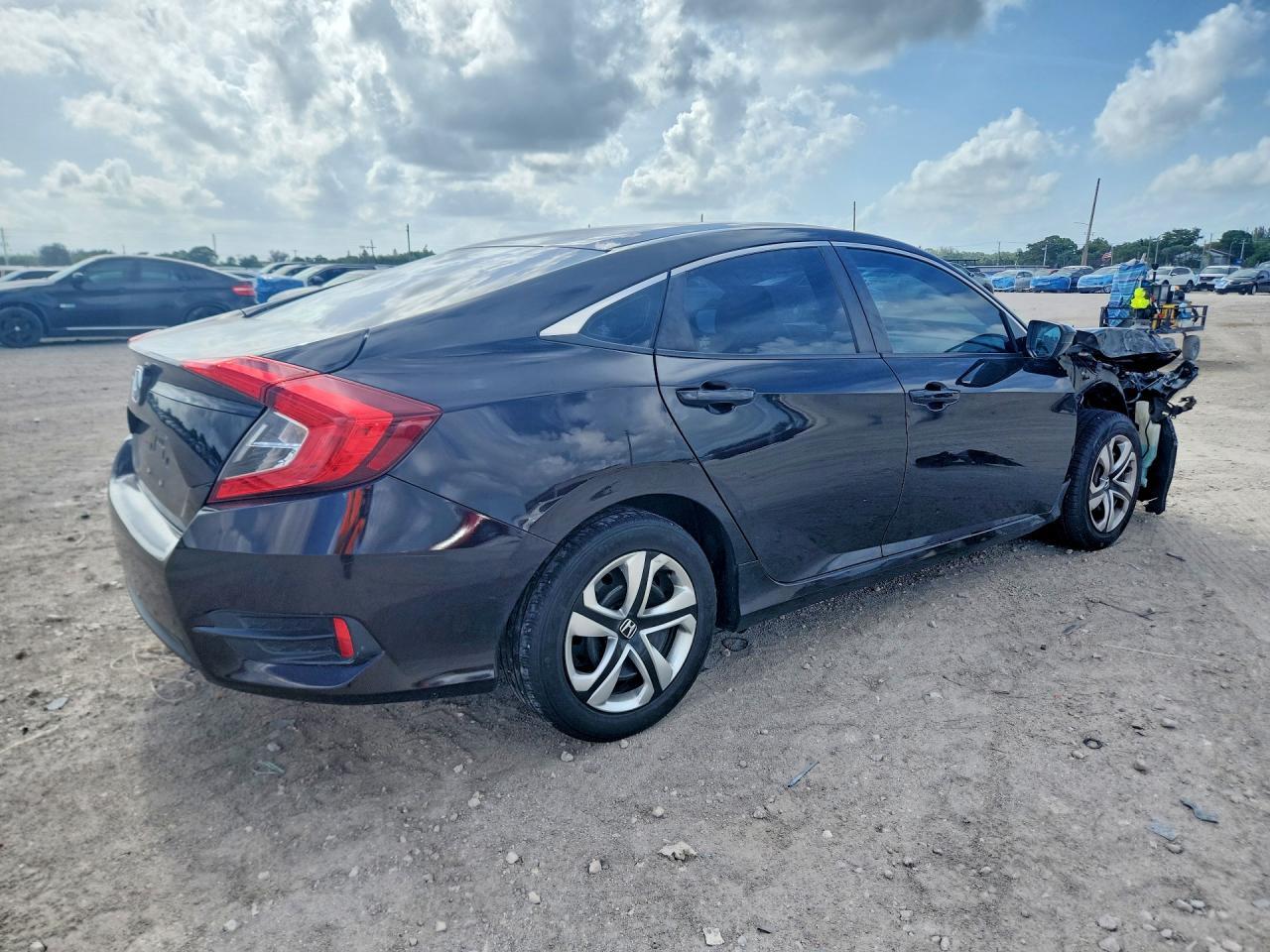 2017 Honda Civic Lx - zdjęcie 3