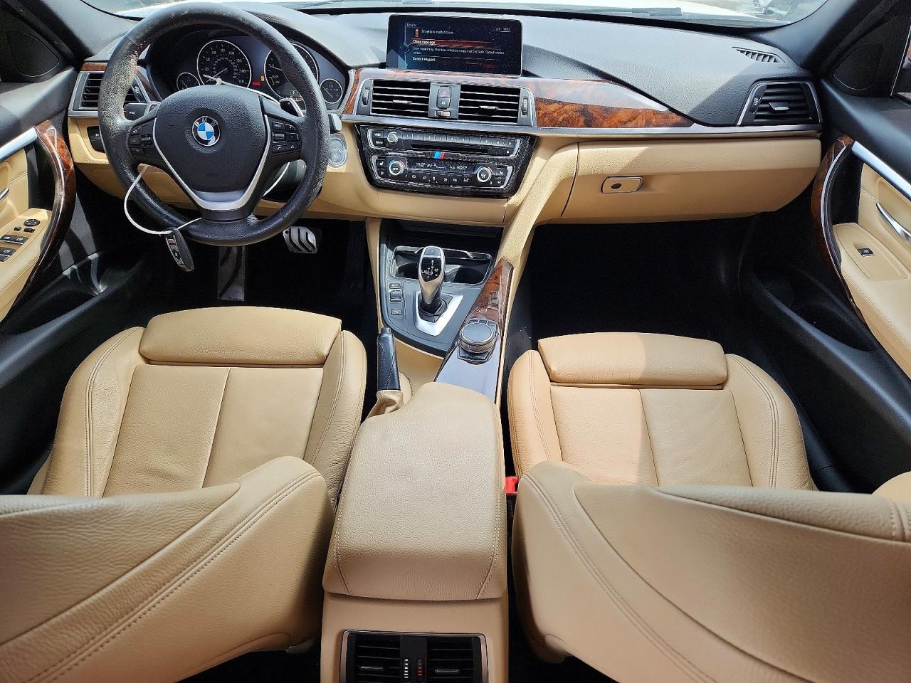 2017 BMW 330 Xi - zdjęcie 8