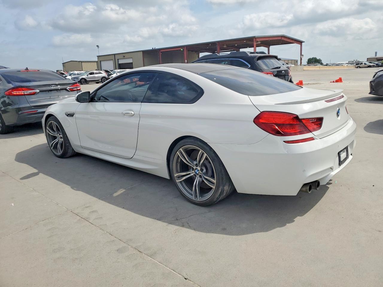 2014 BMW M6 - zdjęcie 2