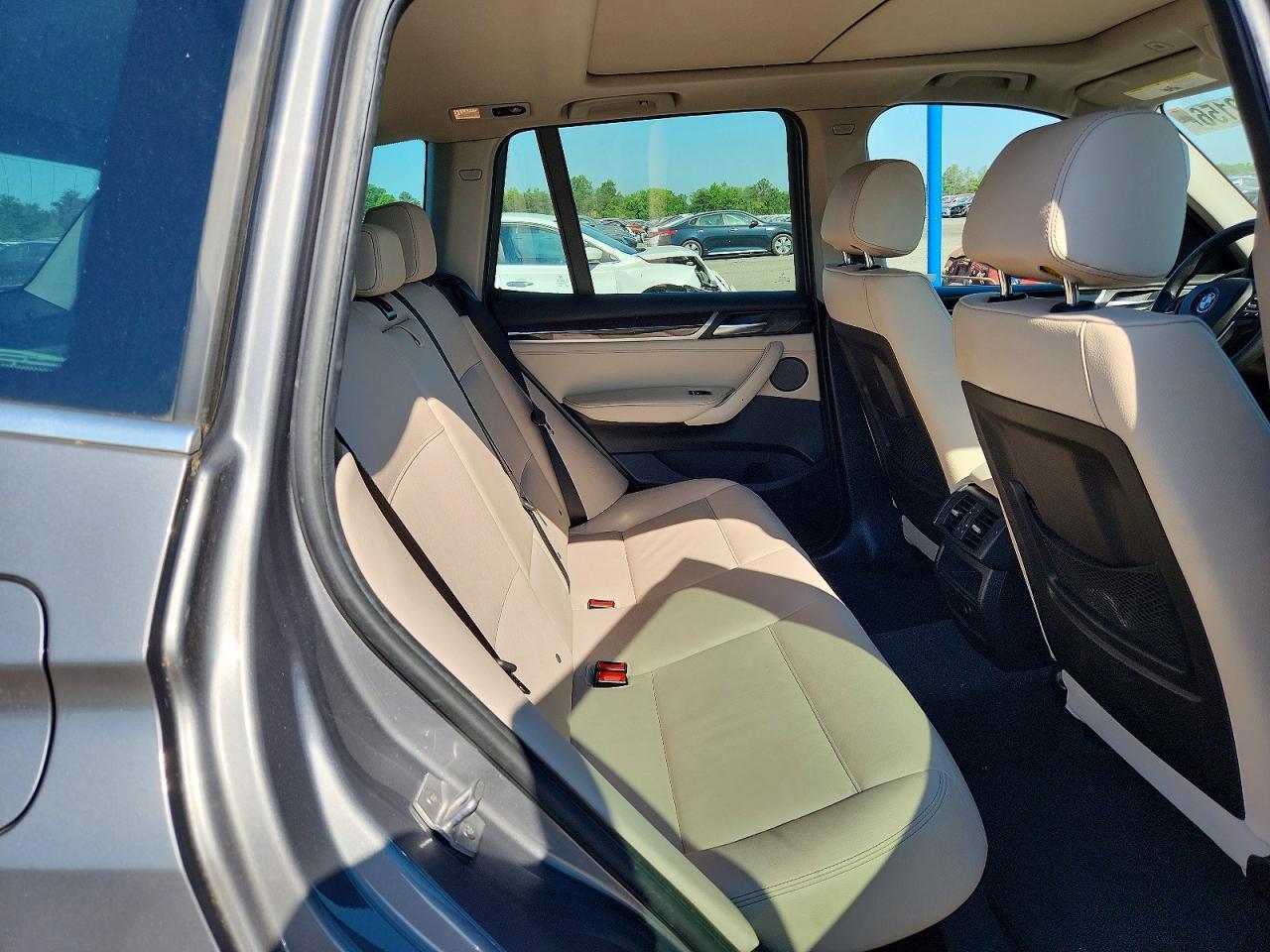 2017 BMW X3 xDrive28I - zdjęcie 11