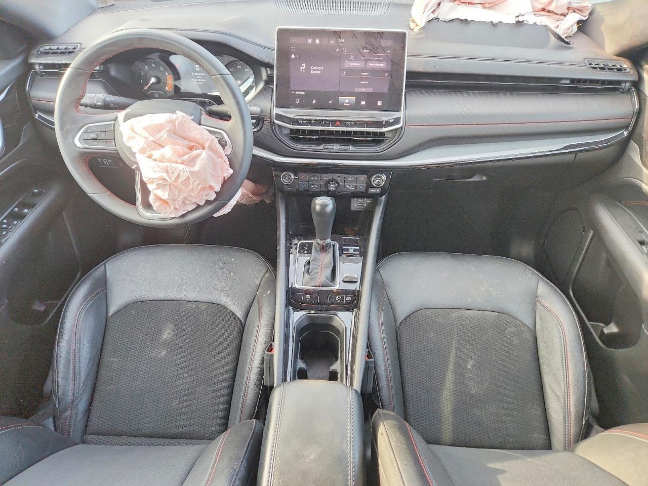 2024 Jeep Compass Trailhawk - zdjęcie 8