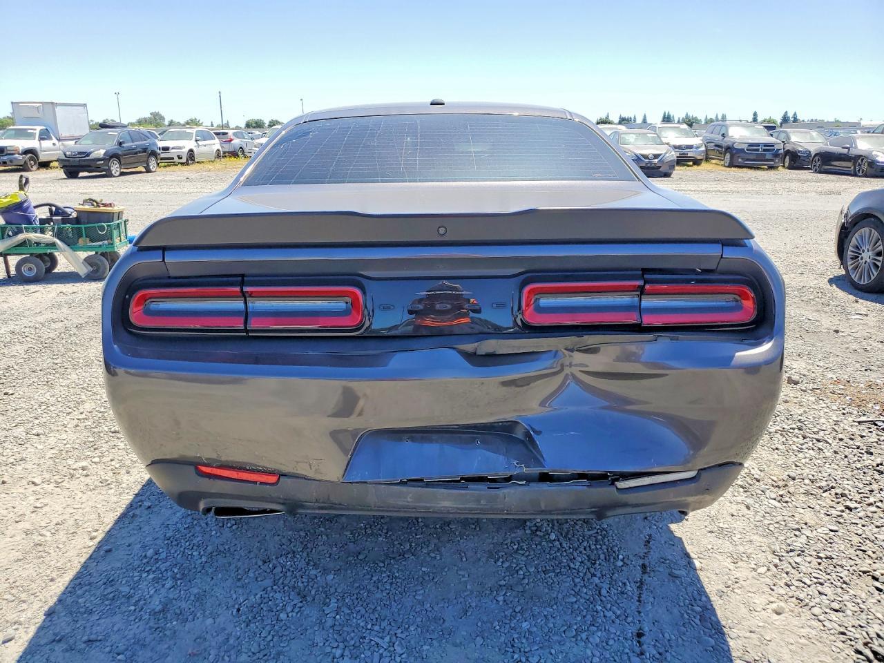 2022 Dodge Challenger Sxt - zdjęcie 6