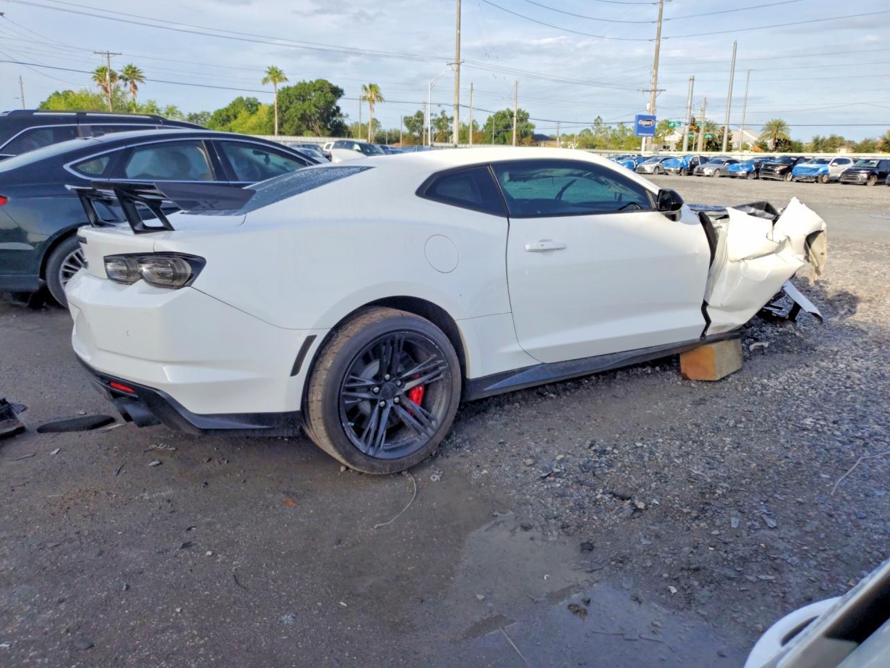 2020 Chevrolet Camaro Zl1 - zdjęcie 3
