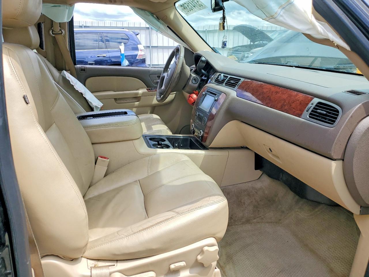 2013 Chevrolet Tahoe K1500 Lt - zdjęcie 7