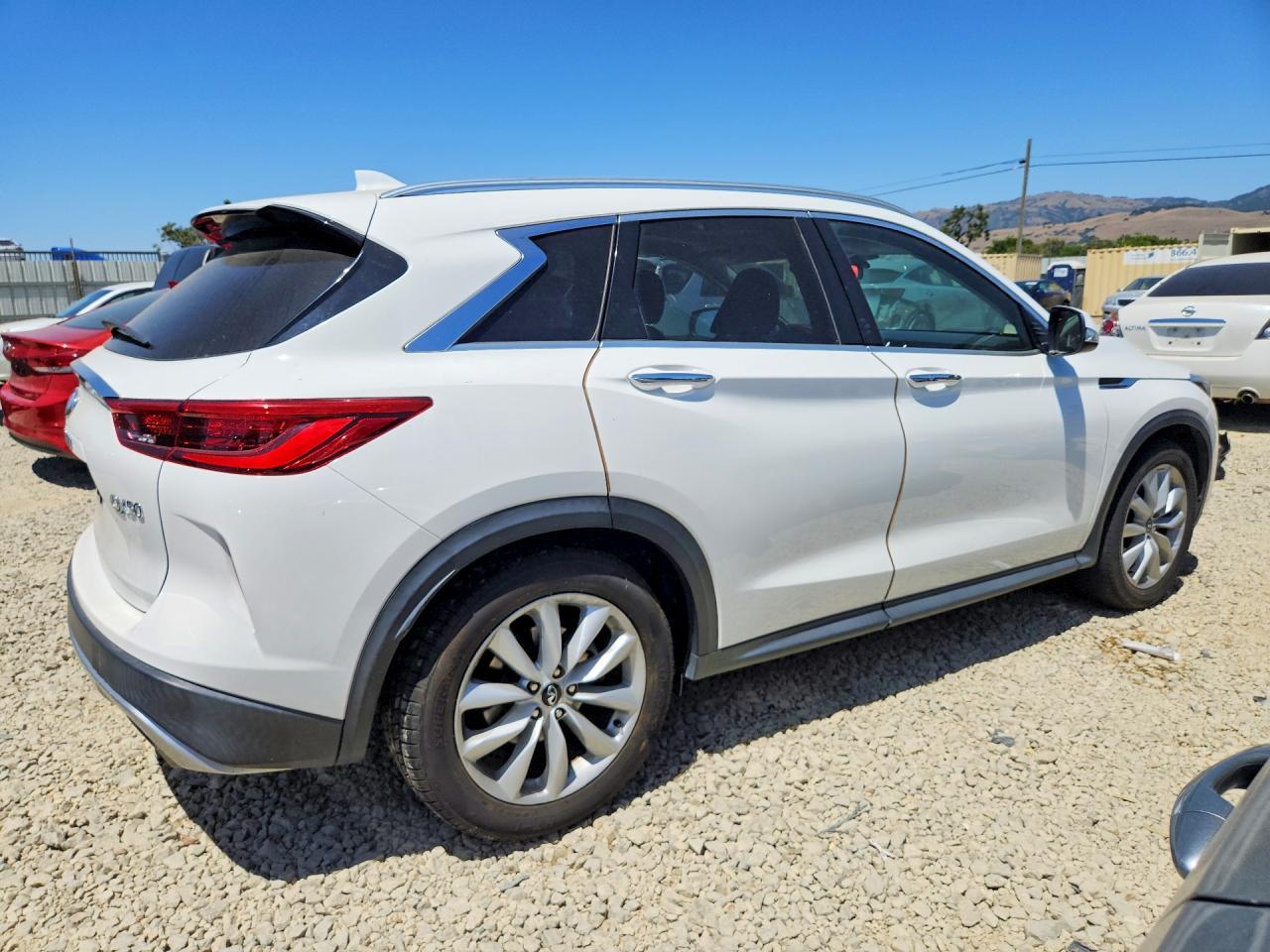 2019 Infiniti Qx50 Luxe - zdjęcie 3