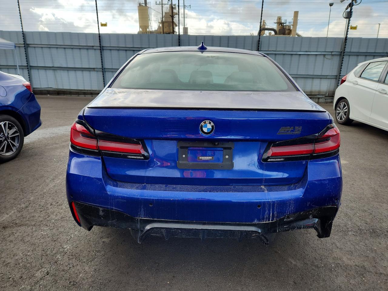 2022 BMW M5 Competition - zdjęcie 6