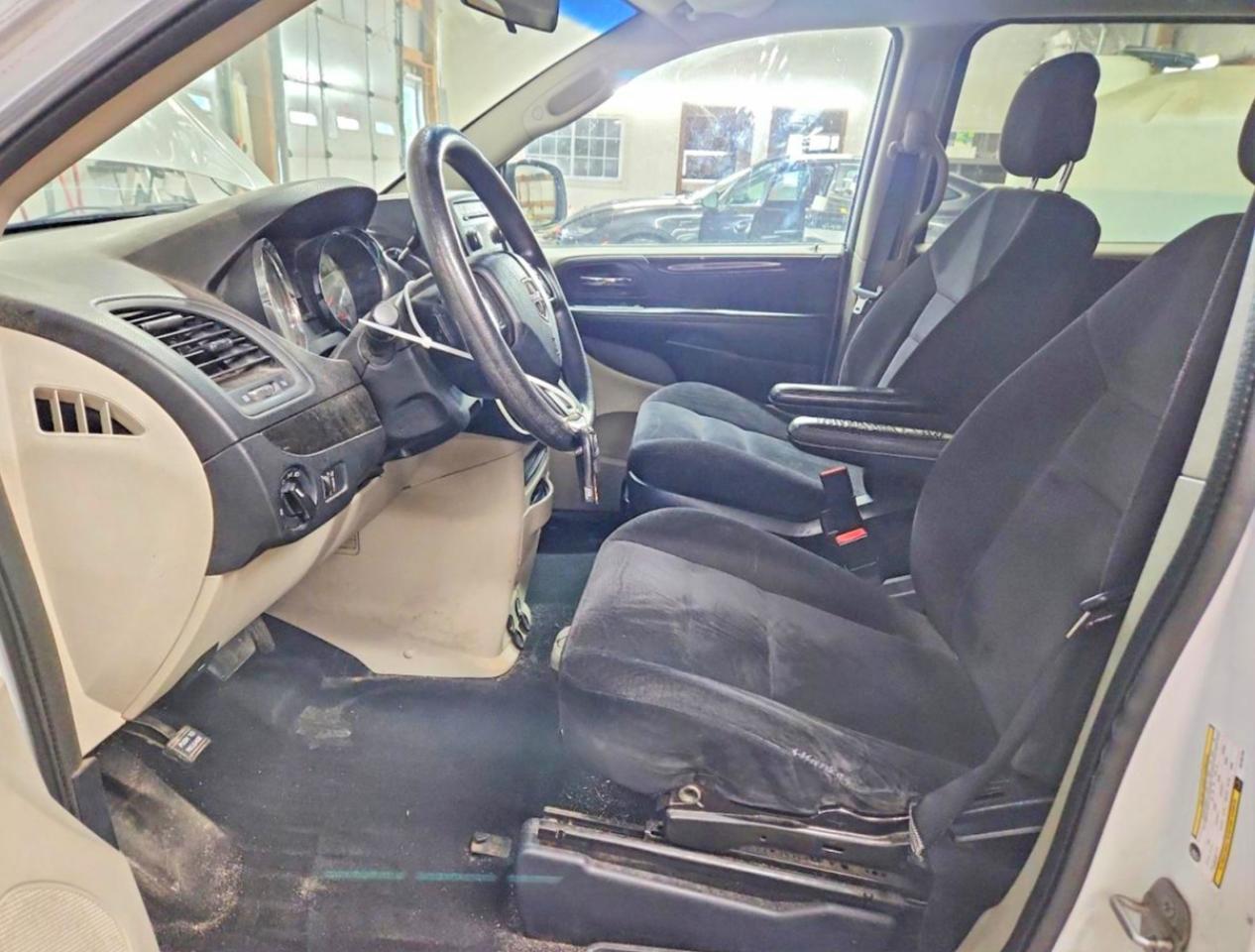 2014 Dodge Grand Caravan Se - zdjęcie 13