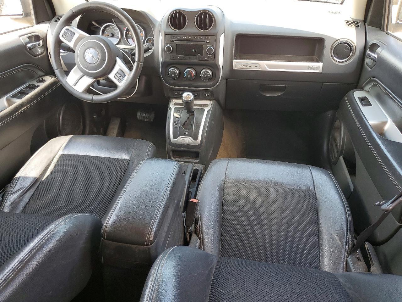 2016 Jeep Compass Latitude - zdjęcie 7